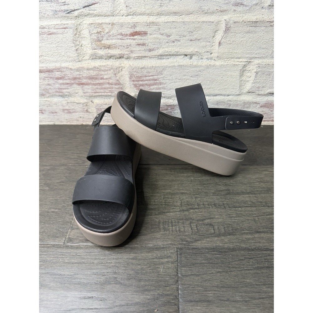 Crocs Brooklyn Low Wedge Sandals Women's Size 7 Black Lite Ride